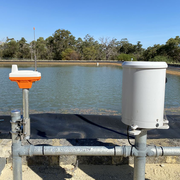 Professional Weather station with Zepiro satellite telemetry 2